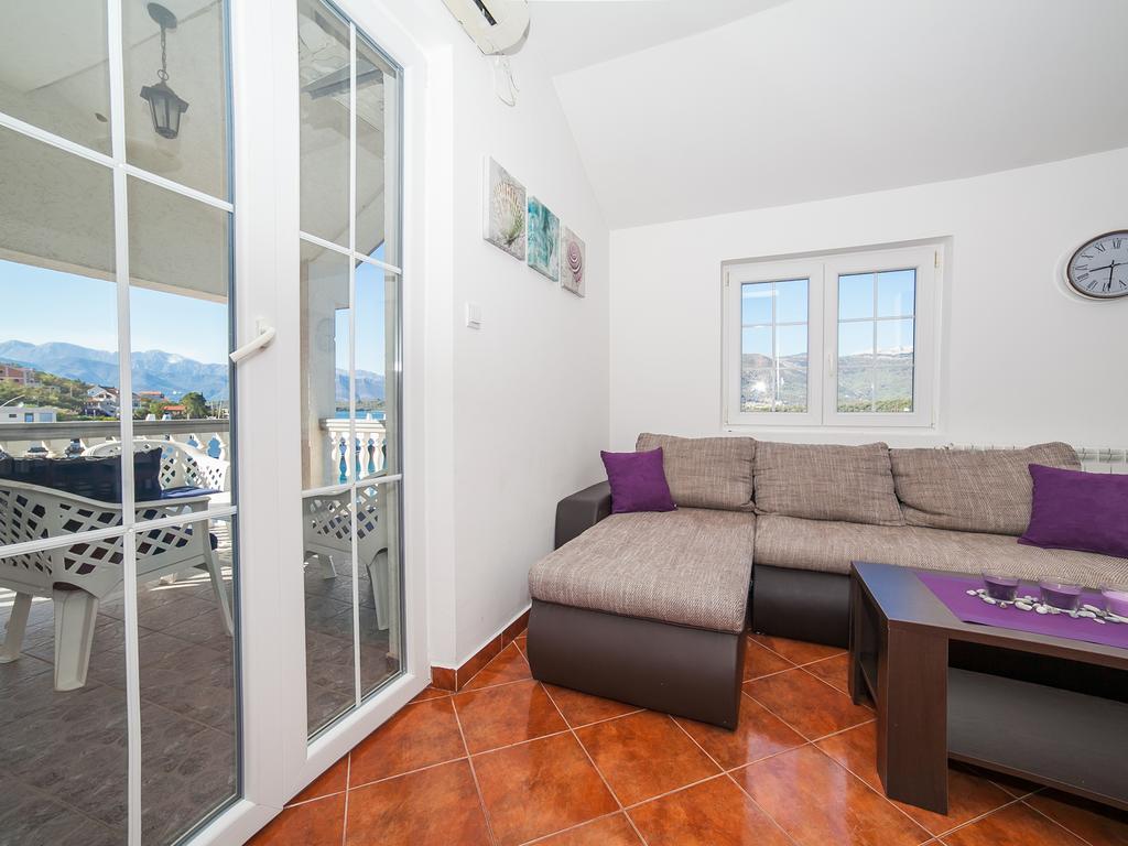 Apartments Elena Tivat Ngoại thất bức ảnh