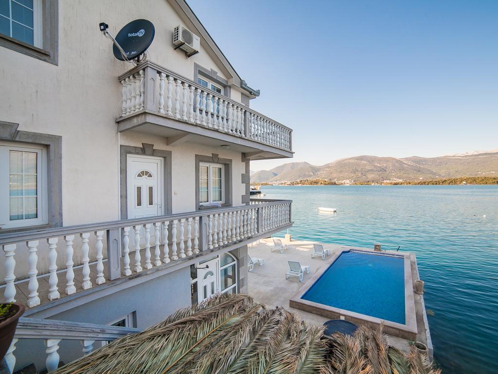 Apartments Elena Tivat Ngoại thất bức ảnh