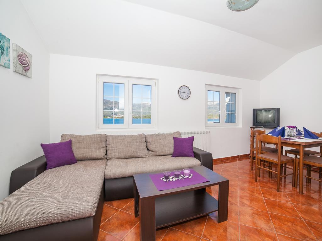 Apartments Elena Tivat Ngoại thất bức ảnh